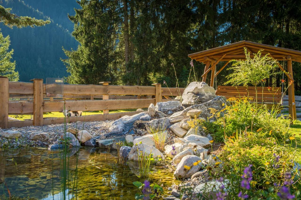 Hotel Hammerwirt - Forellenhof Untertauern Kültér fotó